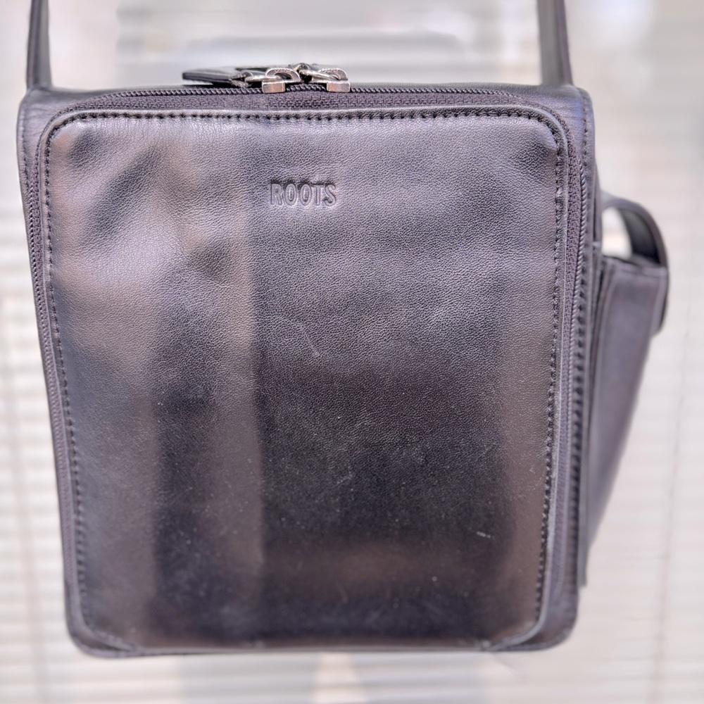 Vintage Roots Unisex Crossbody Mini Messenger Bag with Multiple Pockets/Storage - Picture 3 of 9